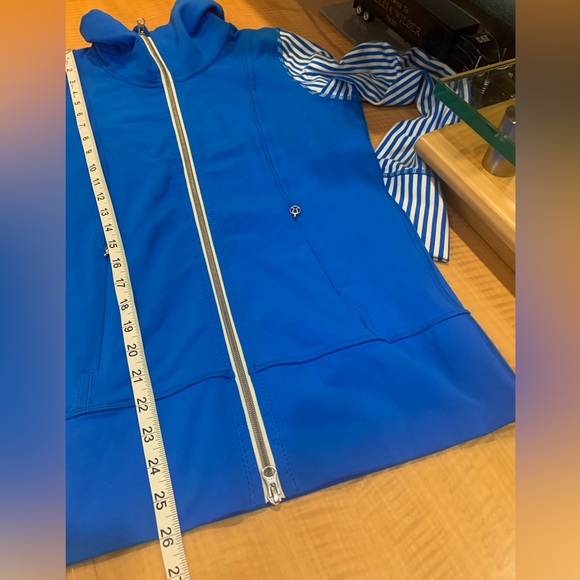 🌸 Lululemon Blue Workout Jacket 🌸 - Picture 8 of 9